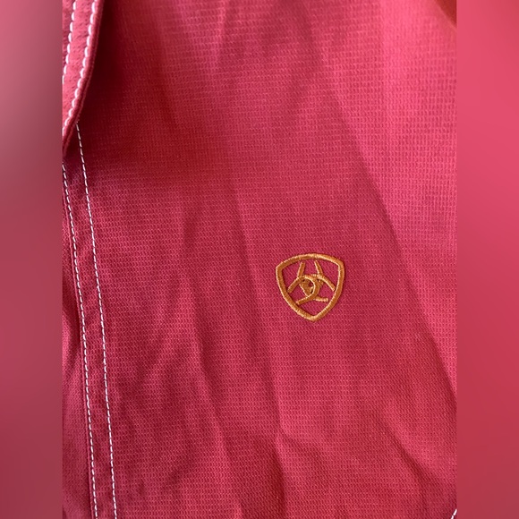 Excellent Condition Ariat Ladies Jacket in Red size Large - Picture 4 of 6